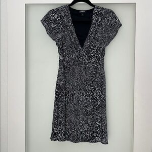 Express white dot twist knot front mini skirt business casual XS